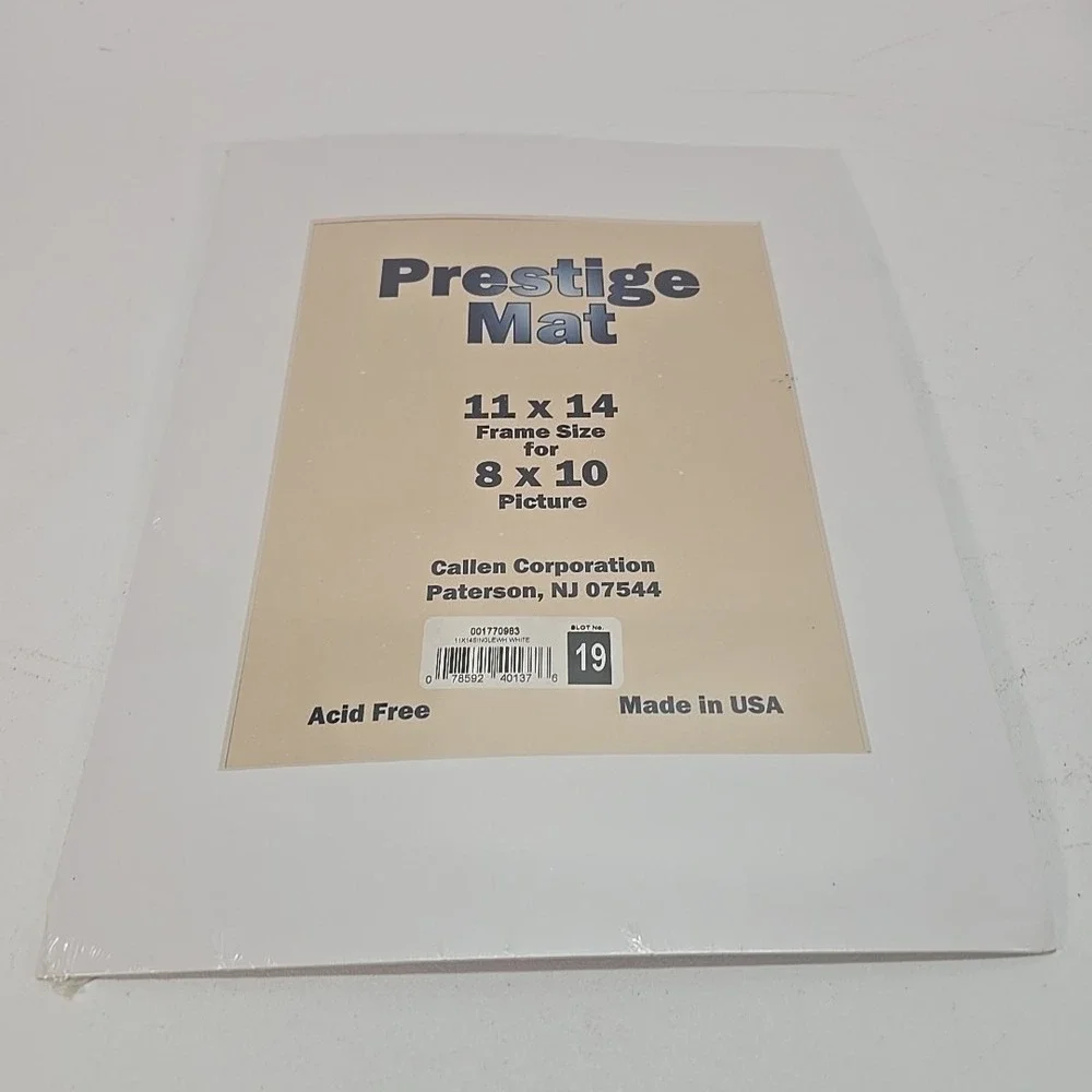 SEALED Callen Prestige Mats 11x14‎ Frame 8x10 Picture White Acid Free